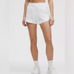 Lululemon Hotty Hot High-Rise Lined Short 4" Size 4